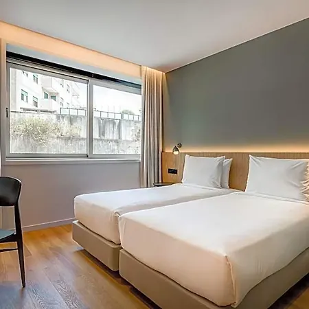 Acta The Clover 4* Oliveira do Douro (Vila Nova de Gaia)